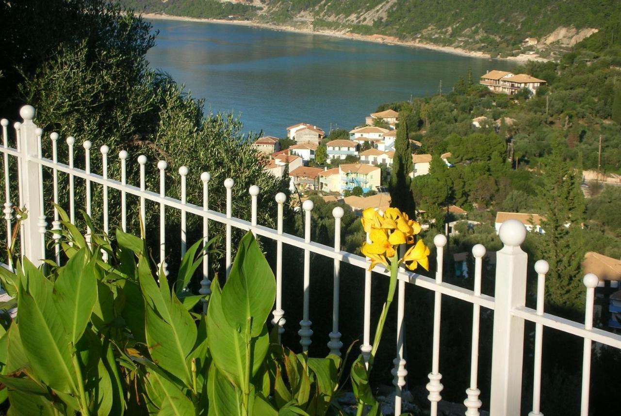 Deep Blue Villa Ayios Nikitas Ngoại thất bức ảnh